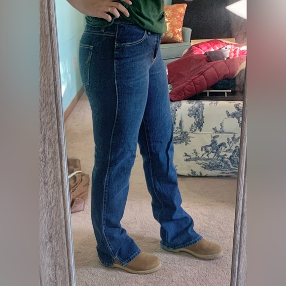 Wrangler bootcut jeans - Picture 3 of 6